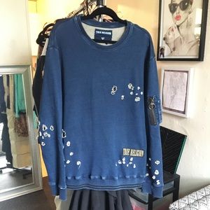True Religion Men’s sweater